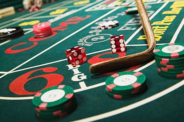 Detailed spin history showing individual spins, win amounts, and cumulative balance